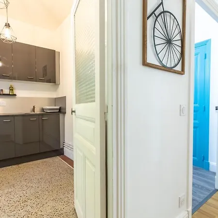 Apartment F2 Av Thermale