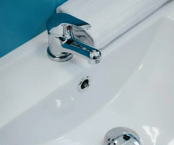 F2 Av Thermale Апартаменты