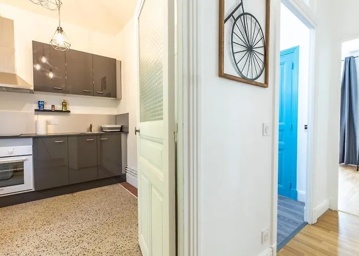 Apartment F2 Av Thermale